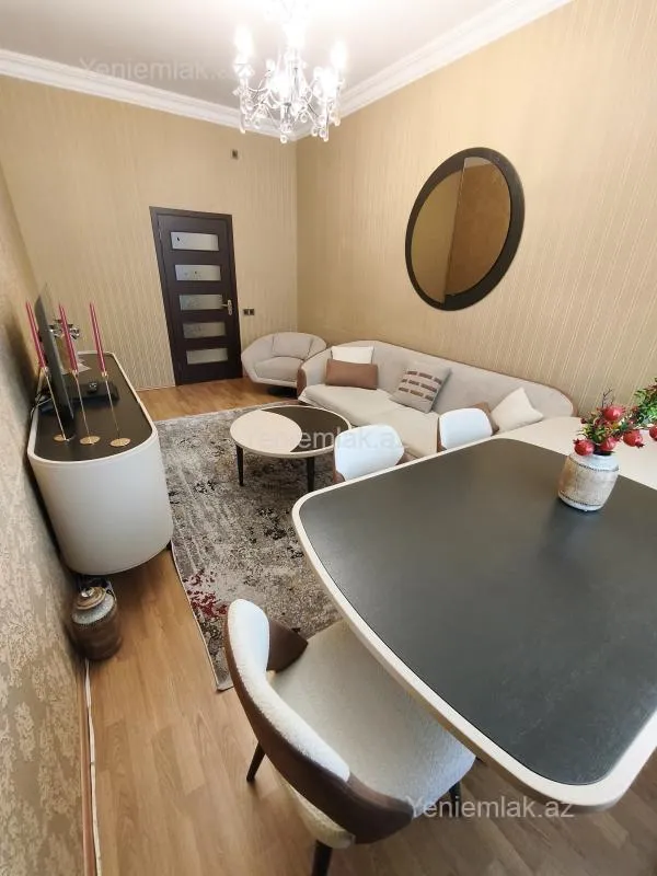 Satılır 3 otaqlı köhnə tikili 52 m²