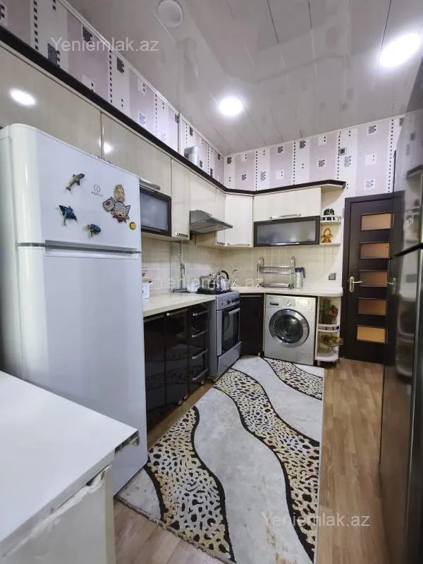 Satılır 3 otaqlı köhnə tikili 52 m²