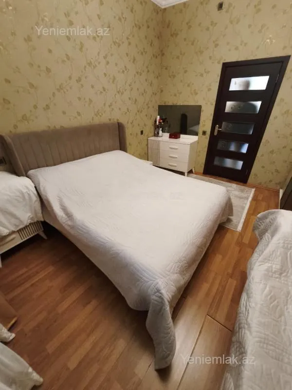 Satılır 3 otaqlı köhnə tikili 52 m²