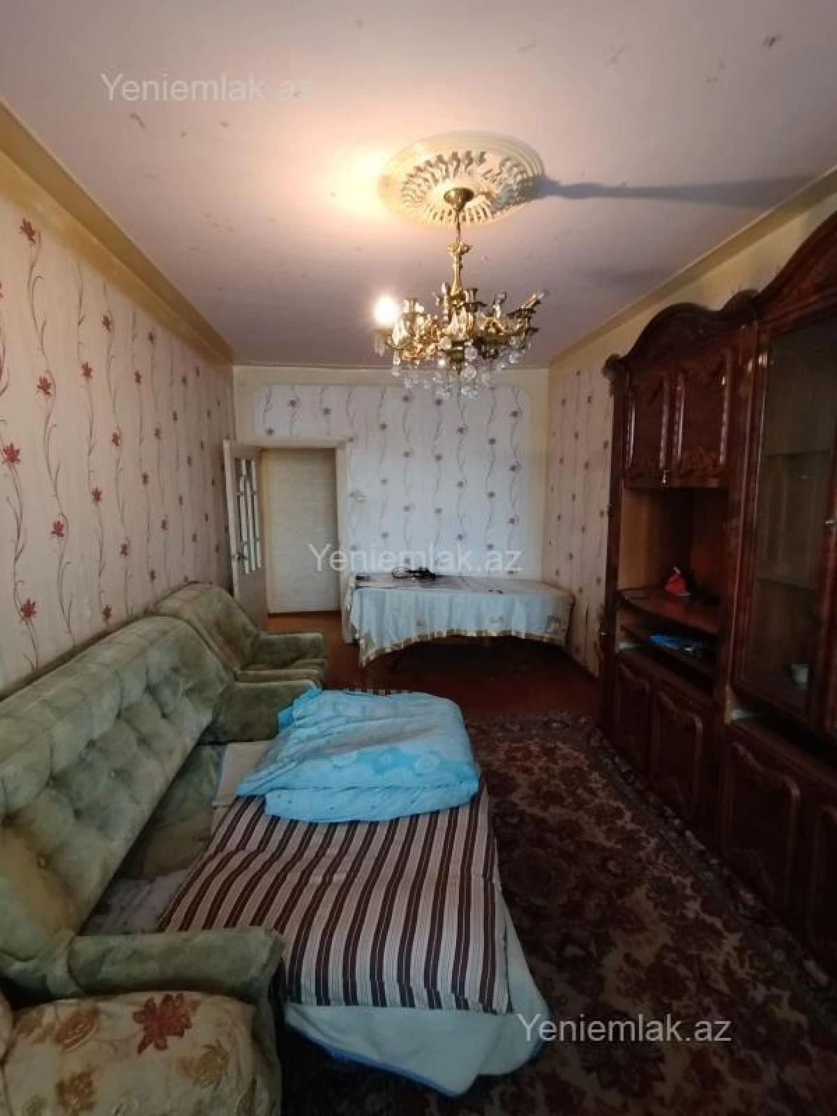 Satılır 2 otaqlı köhnə tikili 55 m²