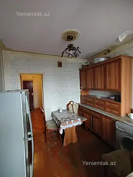 Satılır 2 otaqlı köhnə tikili 55 m²