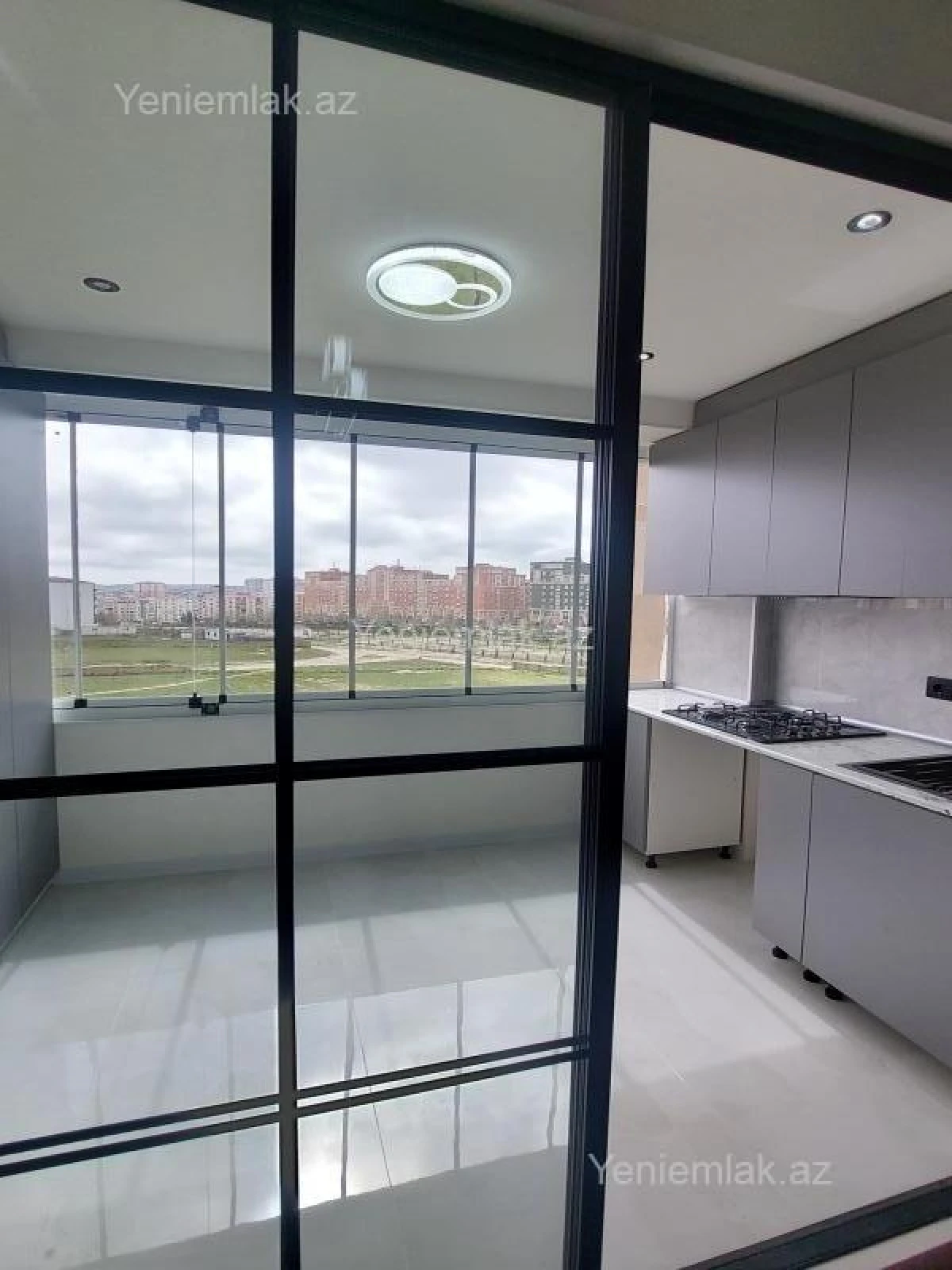 Satılır 3 otaqlı yeni tikili 74 m²