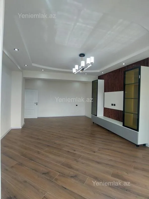 Satılır 3 otaqlı yeni tikili 74 m²
