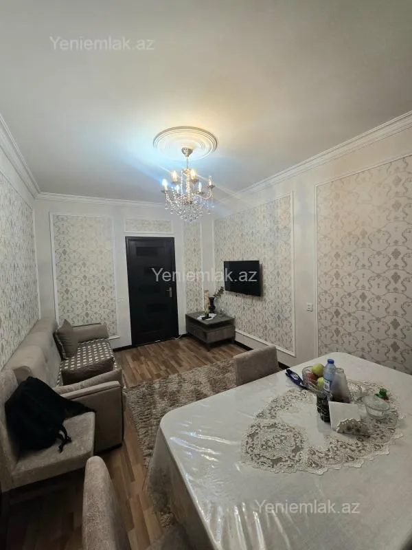 Satılır 3 otaqlı köhnə tikili 80 m²