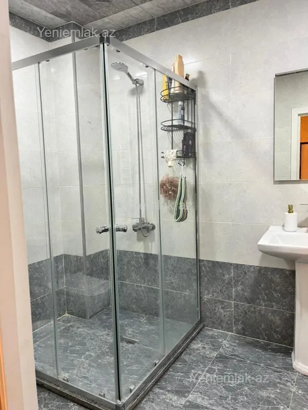 Satılır 2 otaqlı yeni tikili 70 m²