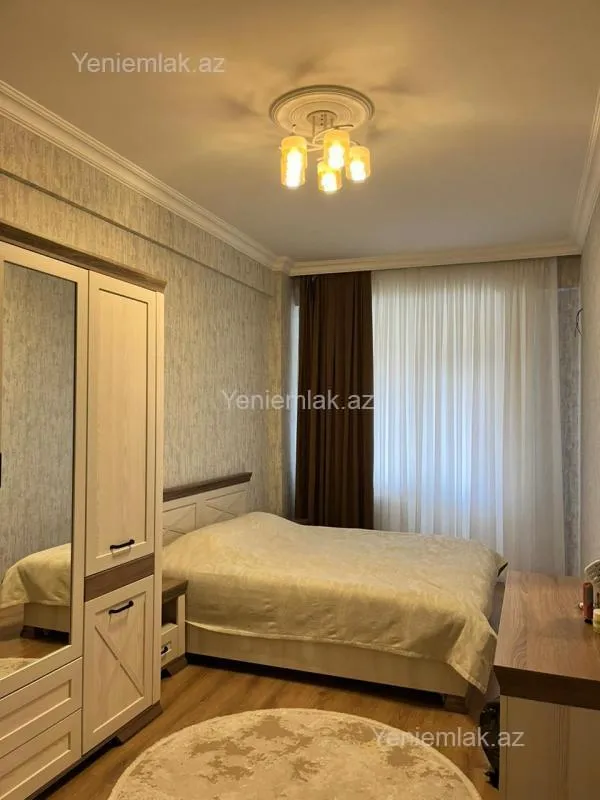 Satılır 2 otaqlı yeni tikili 70 m²