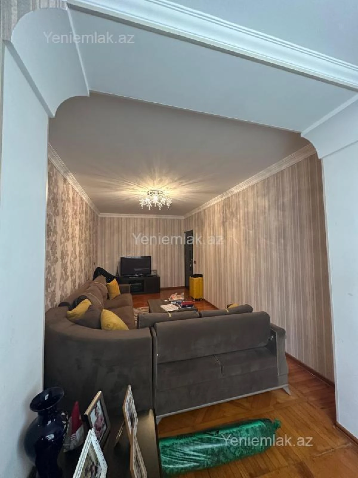 Satılır 3 otaqlı köhnə tikili 80 m²