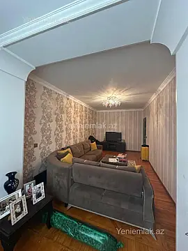 Satılır 3 otaqlı köhnə tikili 80 m²