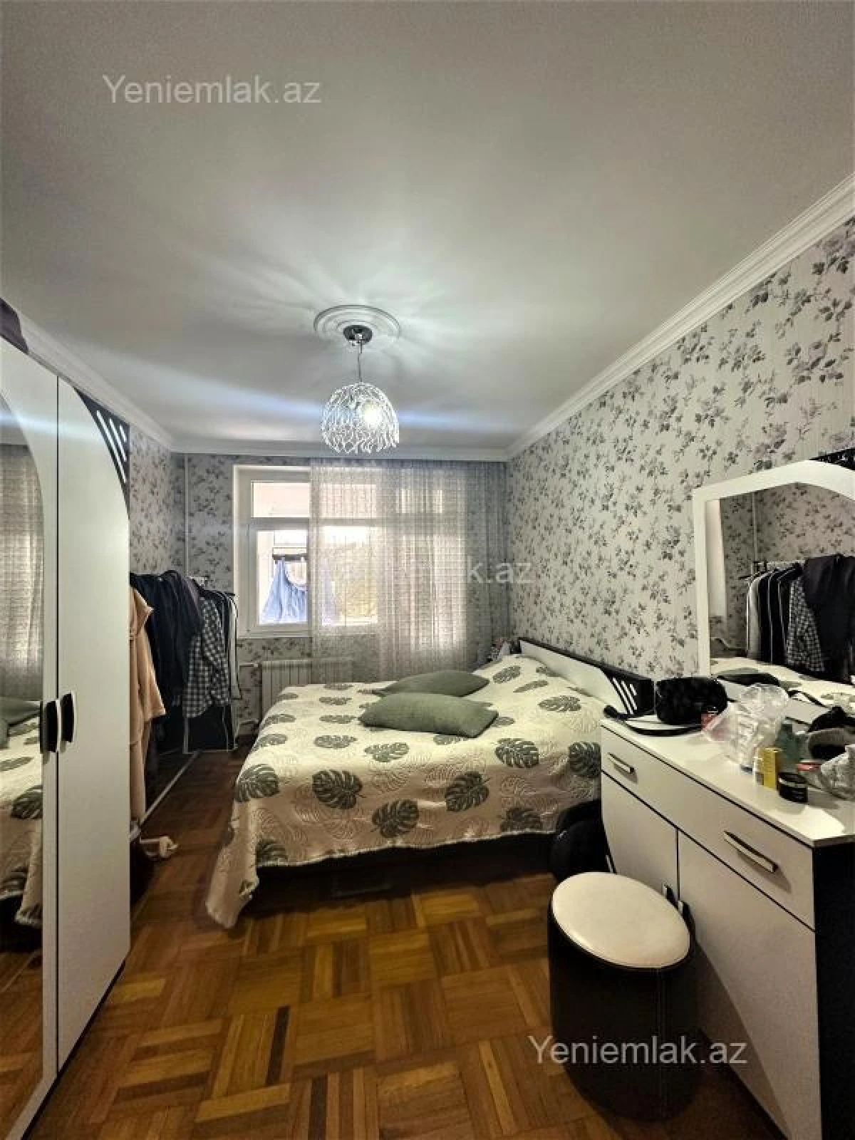 Satılır 3 otaqlı köhnə tikili 80 m²