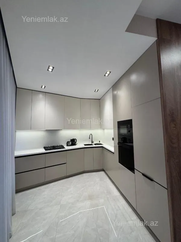 Satılır 2 otaqlı yeni tikili 92 m²