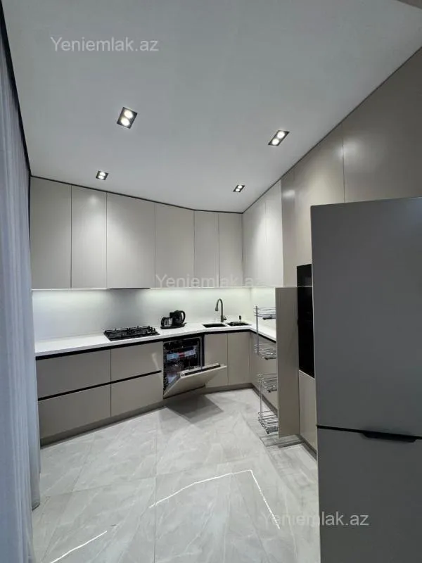 Satılır 2 otaqlı yeni tikili 92 m²