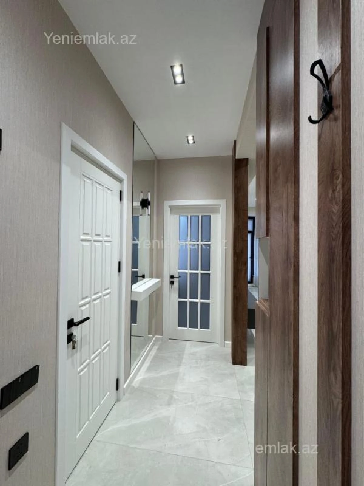 Satılır 2 otaqlı yeni tikili 92 m²