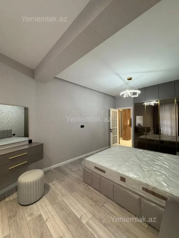 Satılır 2 otaqlı yeni tikili 92 m²