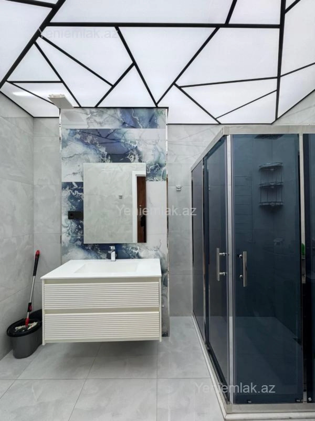 Satılır 2 otaqlı yeni tikili 92 m²