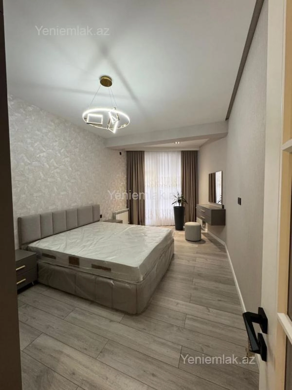 Satılır 2 otaqlı yeni tikili 92 m²