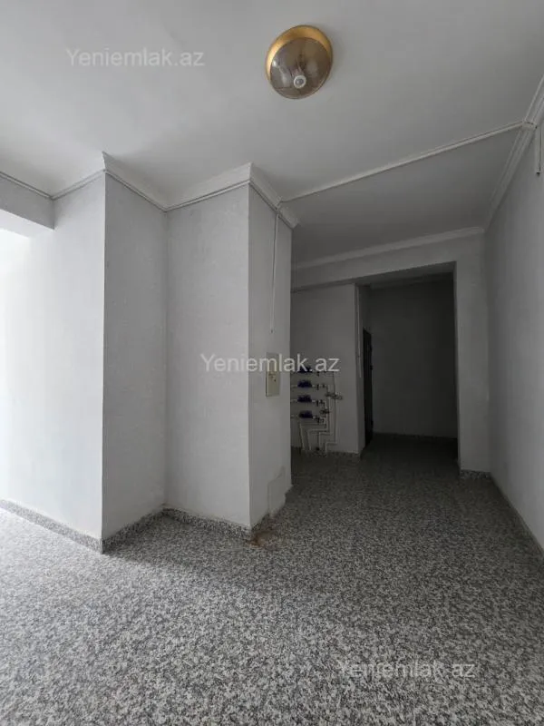 Satılır 2 otaqlı yeni tikili 60 m²