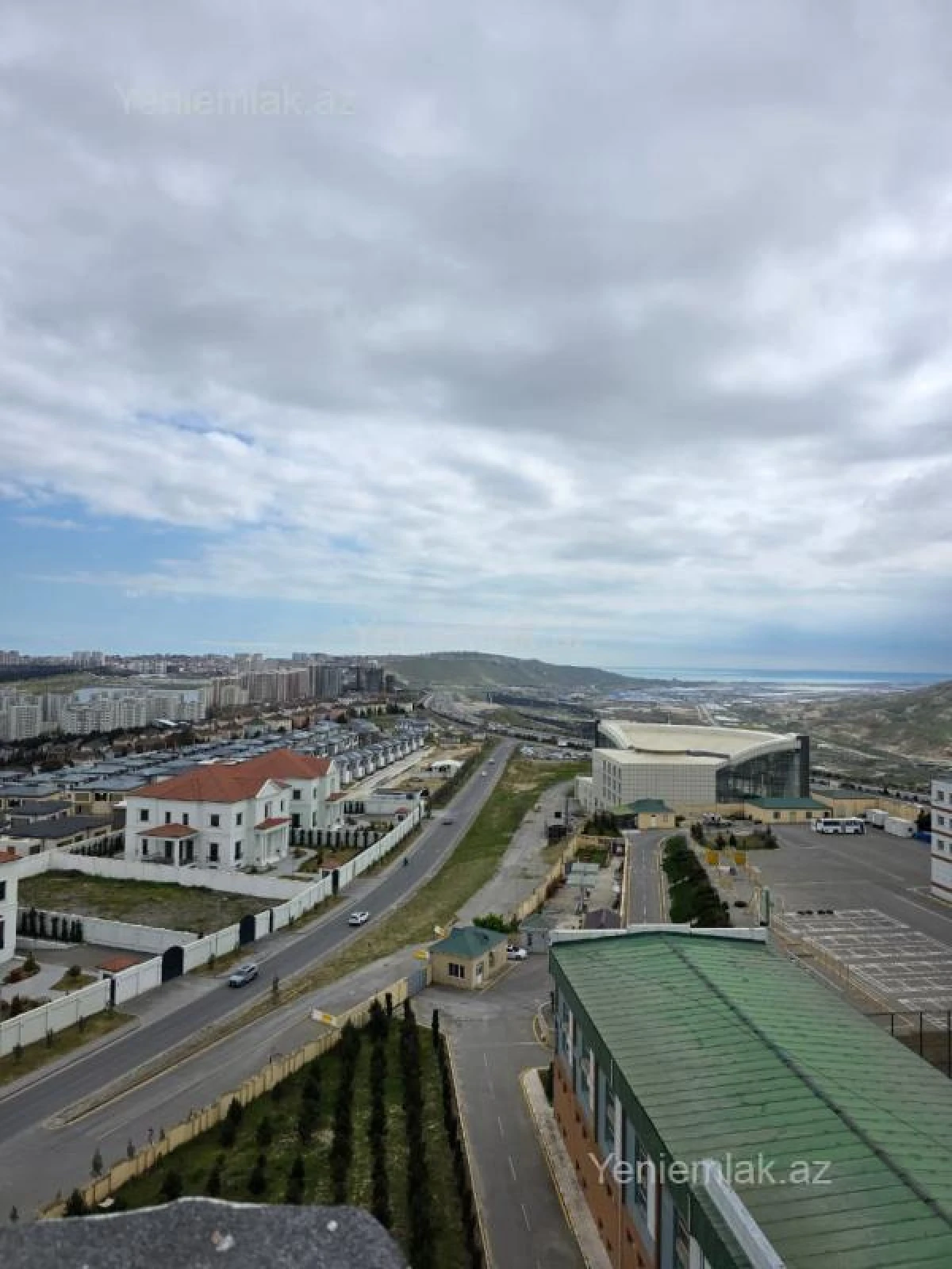 Satılır 2 otaqlı yeni tikili 60 m²