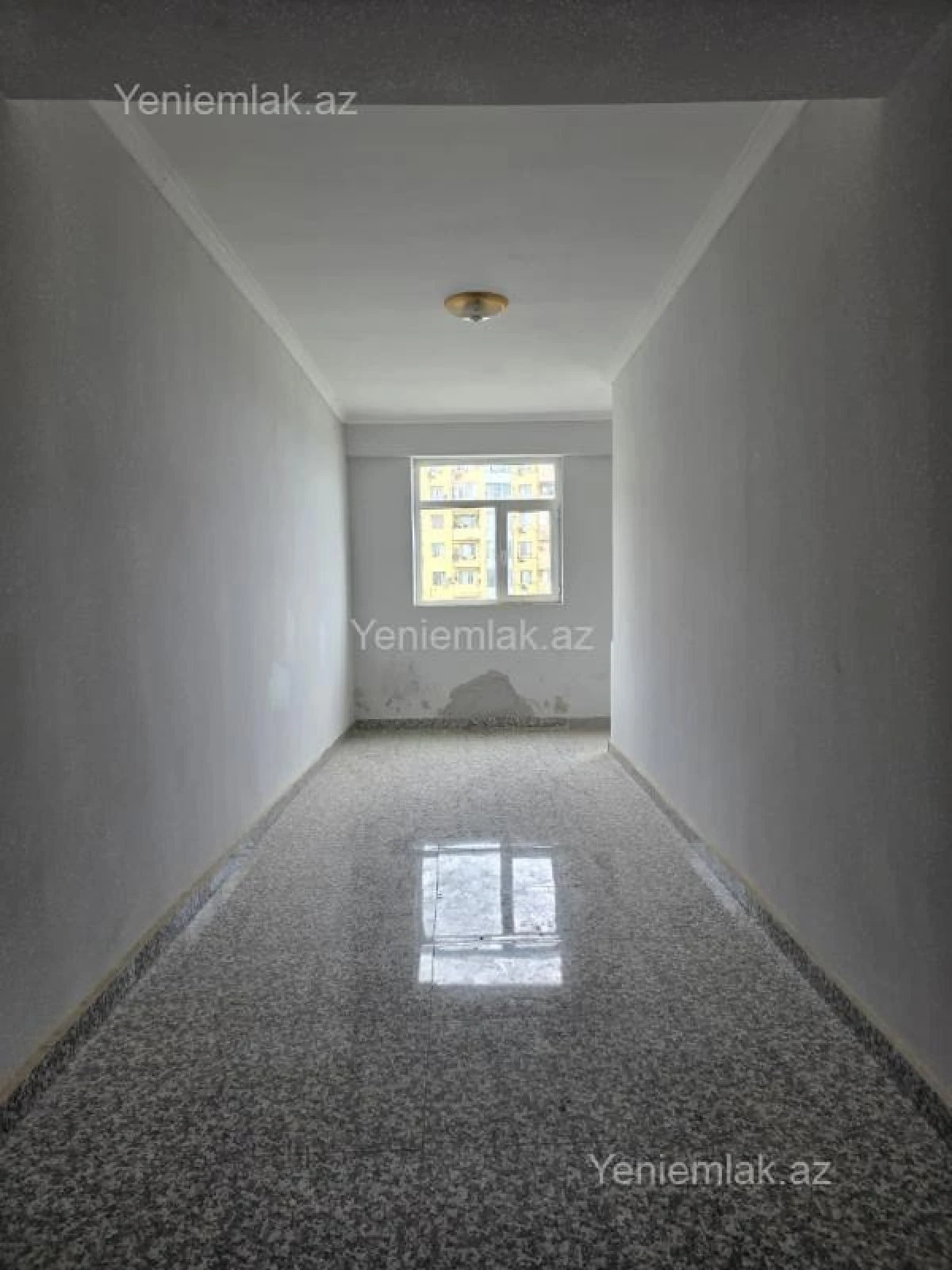 Satılır 2 otaqlı yeni tikili 60 m²