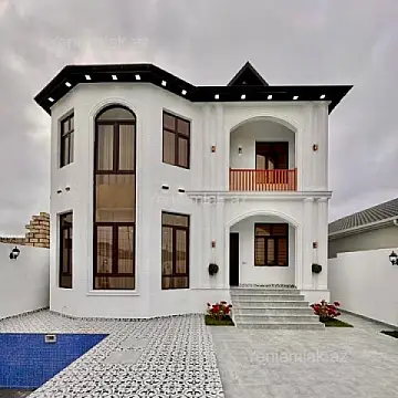 Satılır 5 otaqlı həyət evi 210 m²