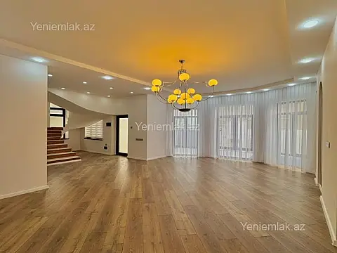 Satılır 5 otaqlı həyət evi 210 m²