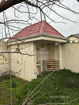 Satılır 6 otaqlı həyət evi 200 m²