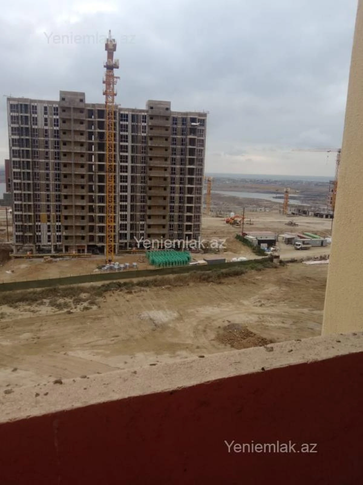 Satılır 3 otaqlı yeni tikili 120 m²