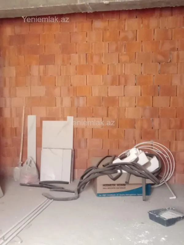 Satılır 3 otaqlı yeni tikili 120 m²