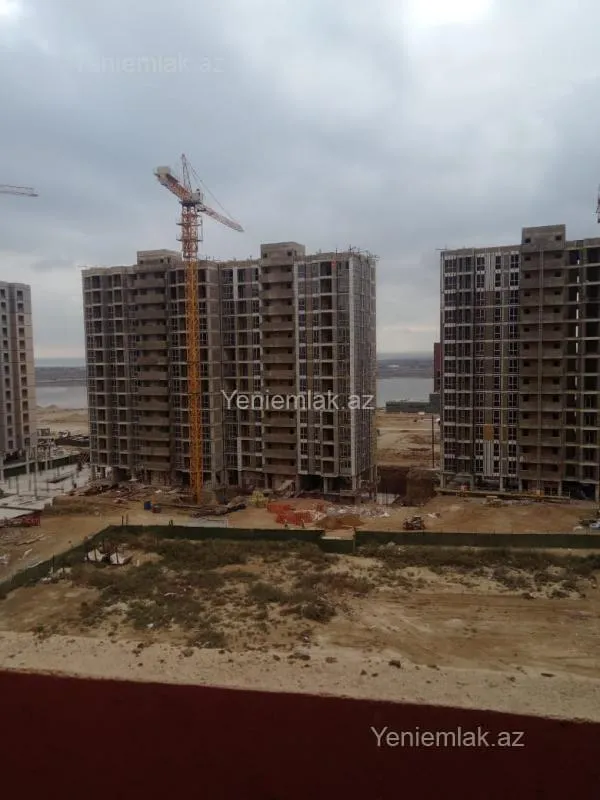 Satılır 3 otaqlı yeni tikili 120 m²
