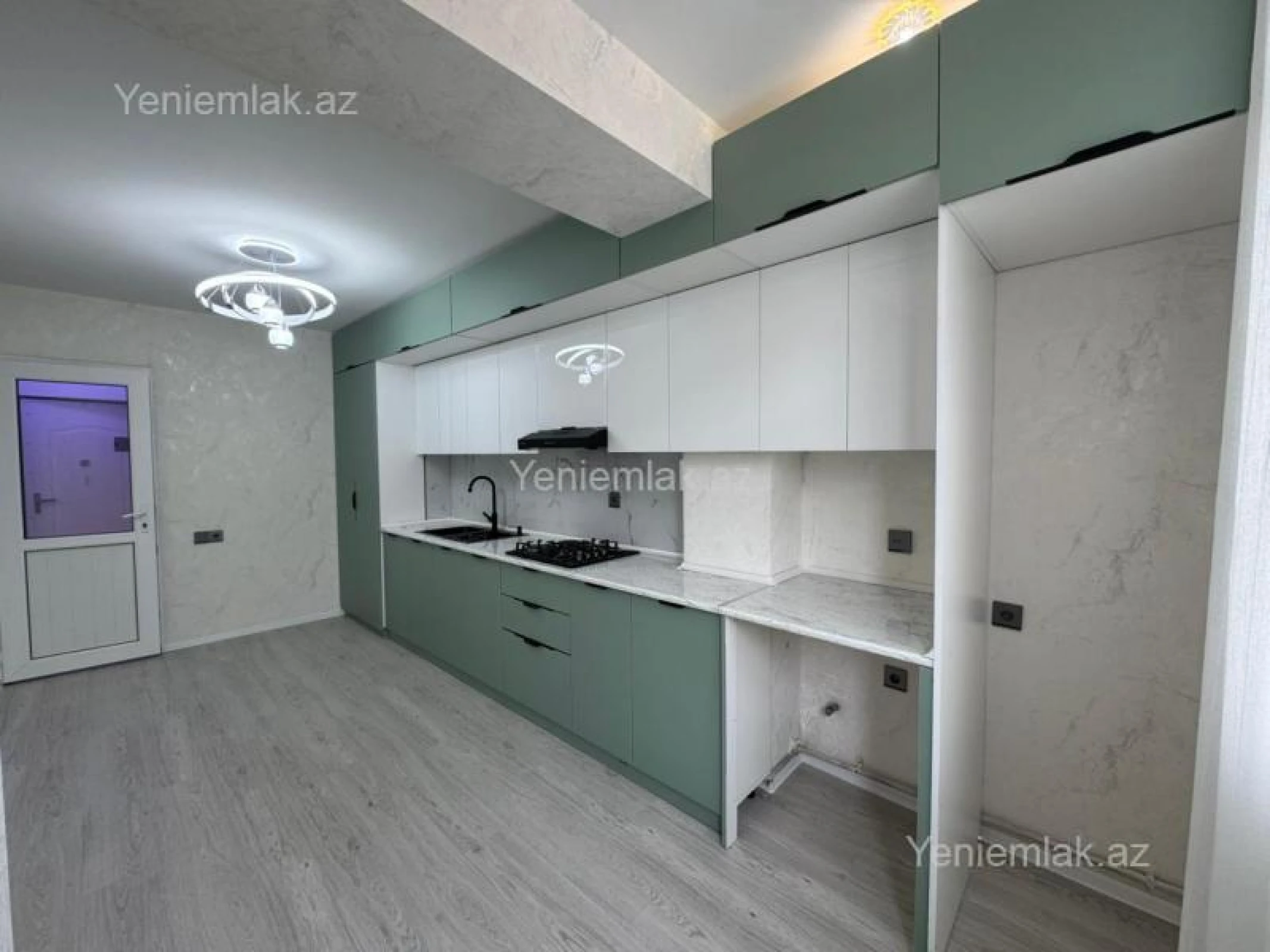 Satılır 3 otaqlı köhnə tikili 65 m²