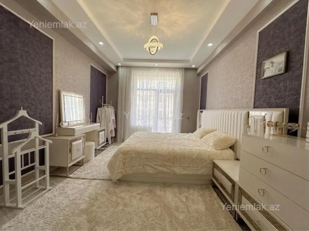 Satılır 3 otaqlı yeni tikili 144 m²