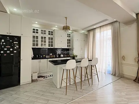 Satılır 3 otaqlı yeni tikili 144 m²