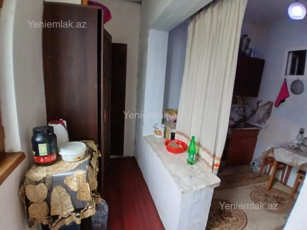 Satılır 3 otaqlı köhnə tikili 85 m²