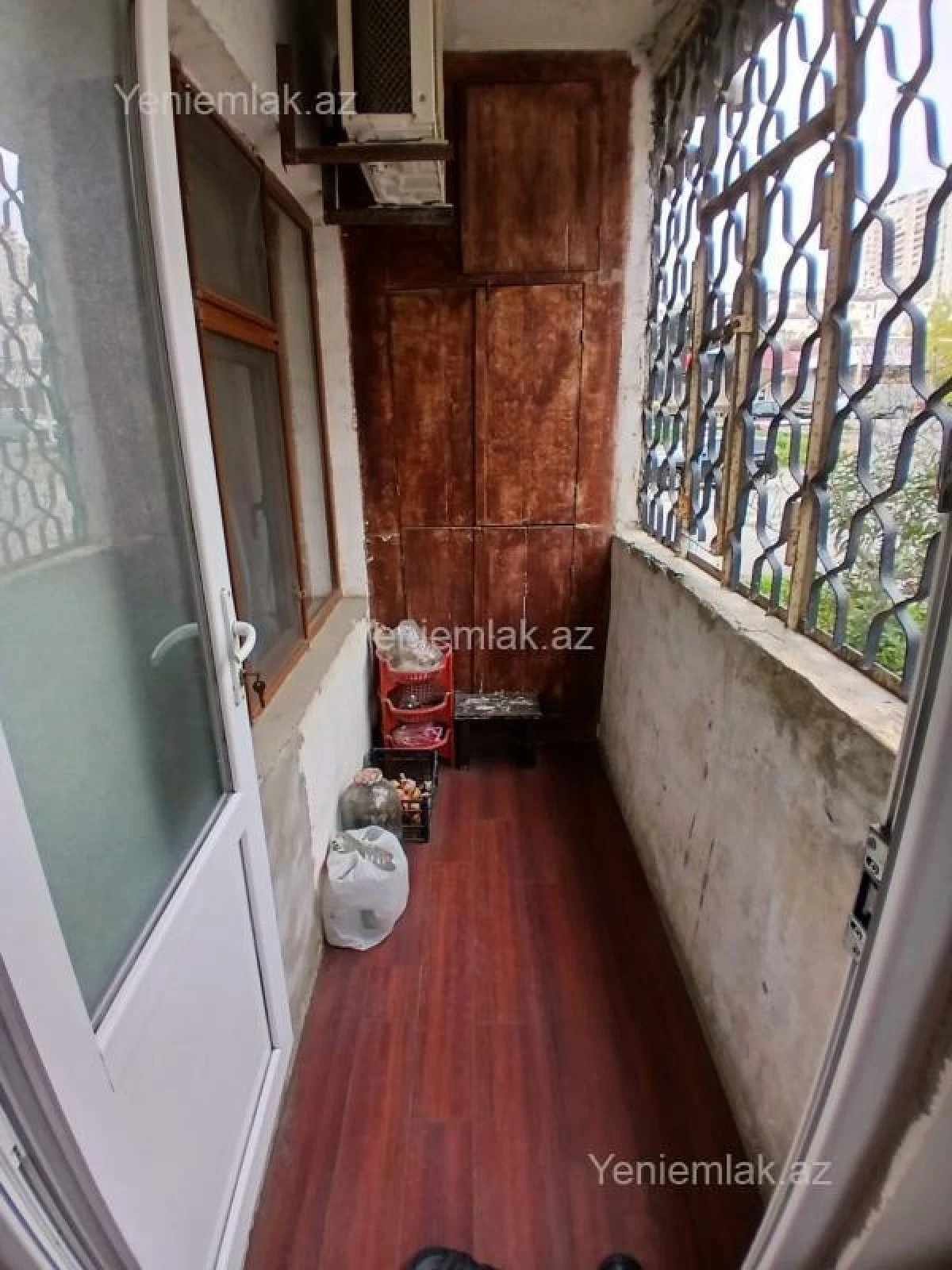 Satılır 3 otaqlı köhnə tikili 85 m²