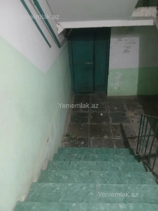 Satılır 3 otaqlı köhnə tikili 85 m²