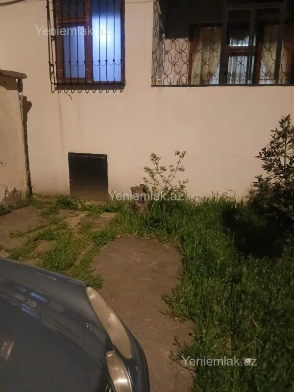 Satılır 3 otaqlı köhnə tikili 85 m²