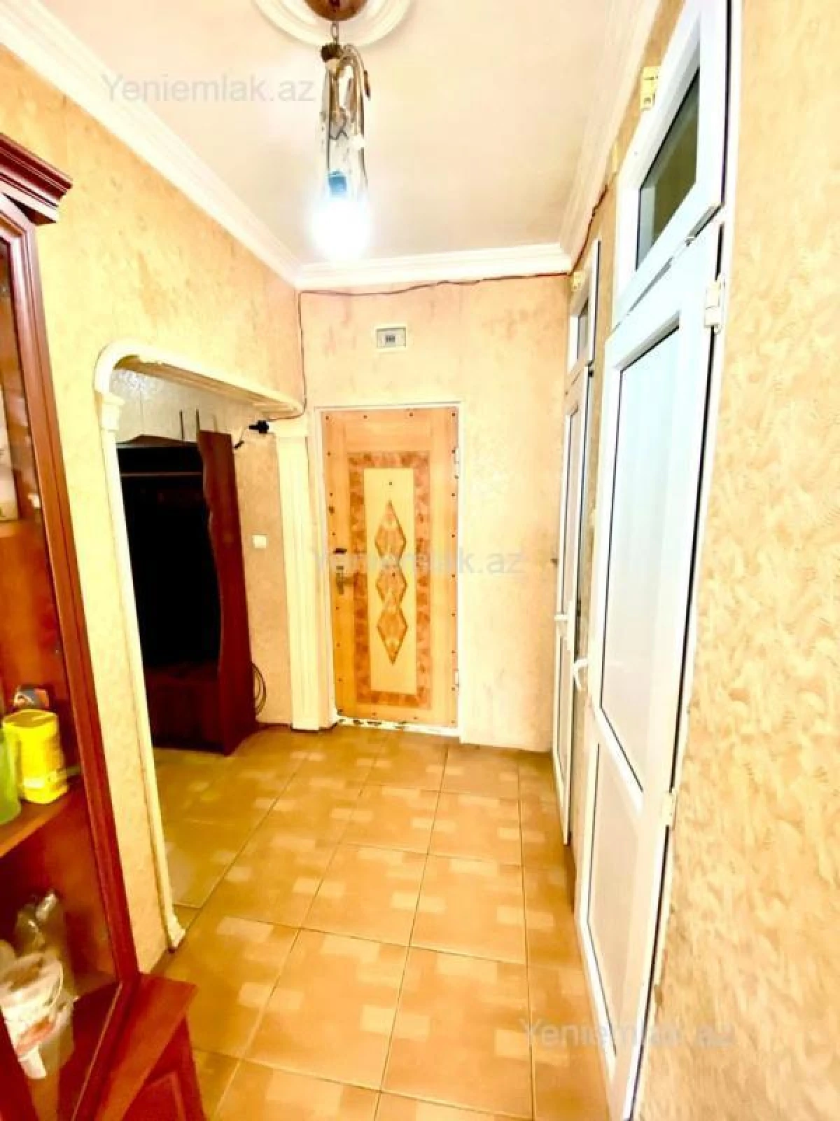 Satılır 1 otaqlı köhnə tikili 50.5 m²