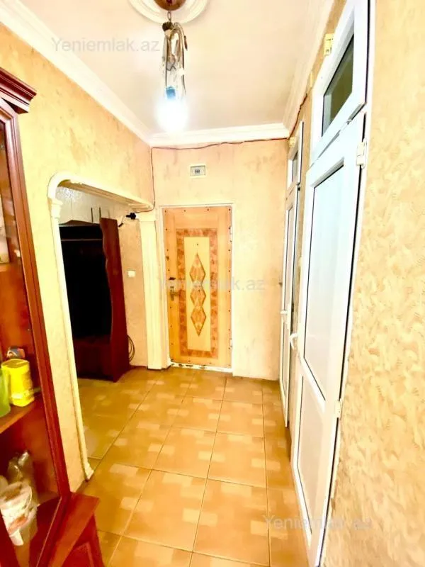 Satılır 1 otaqlı köhnə tikili 50.5 m²
