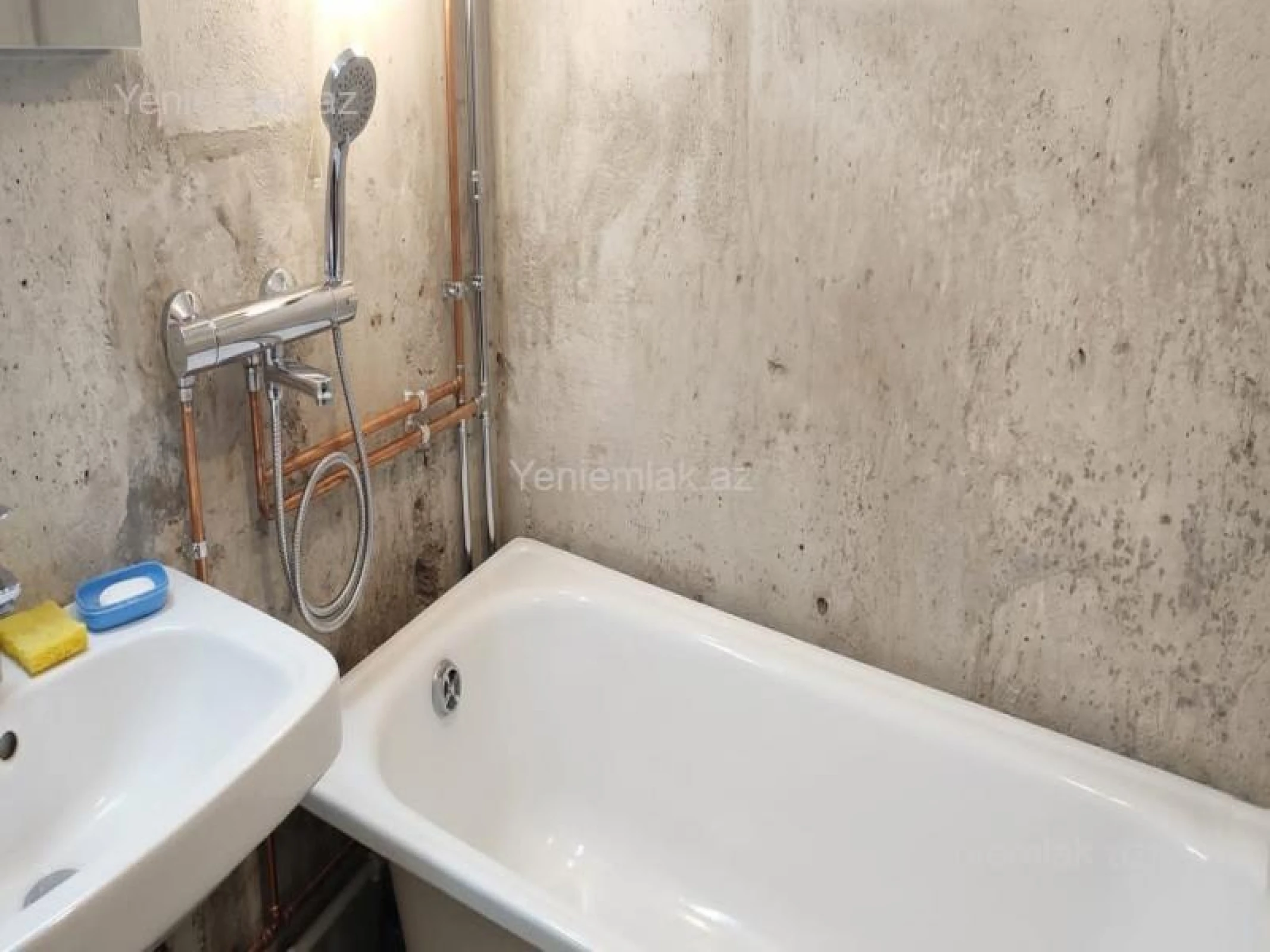 Satılır 1 otaqlı köhnə tikili 50.5 m²