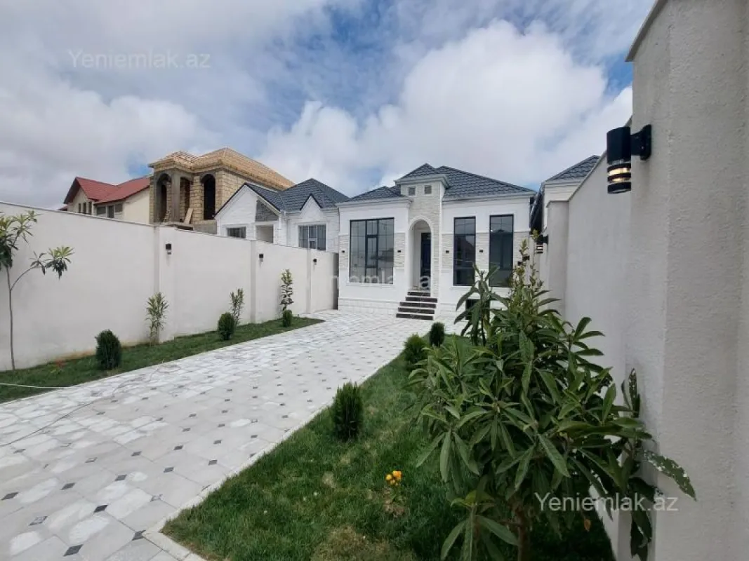 Satılır 4 otaqlı həyət evi 120 m²