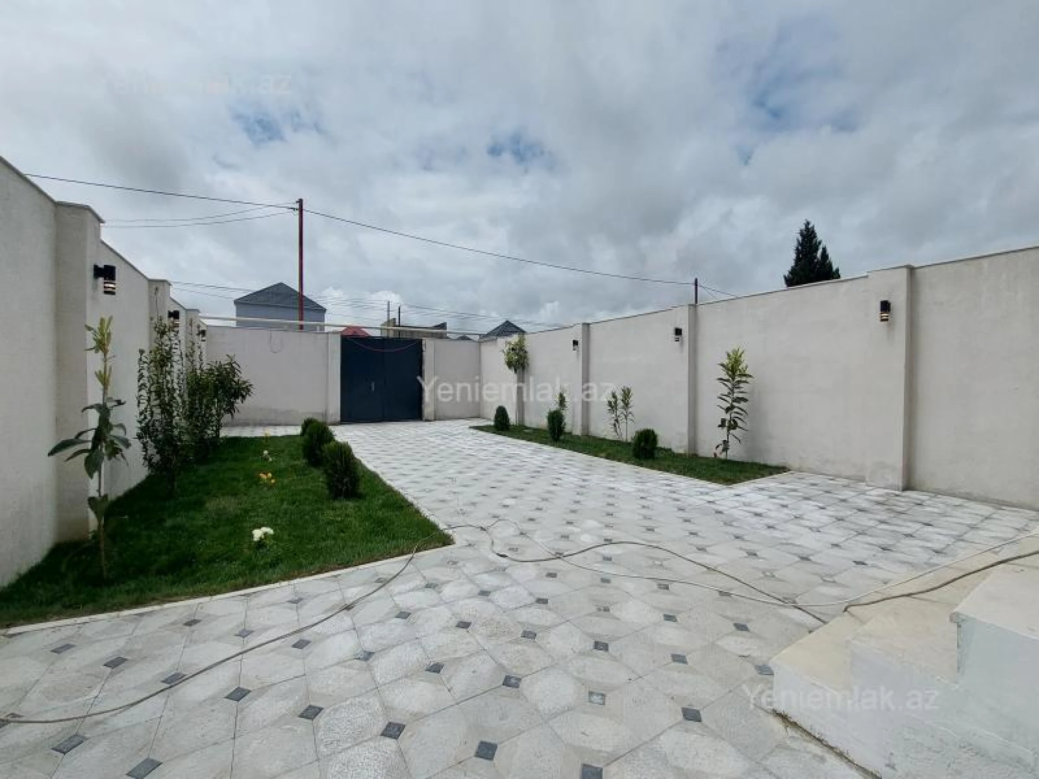 Satılır 4 otaqlı həyət evi 120 m²