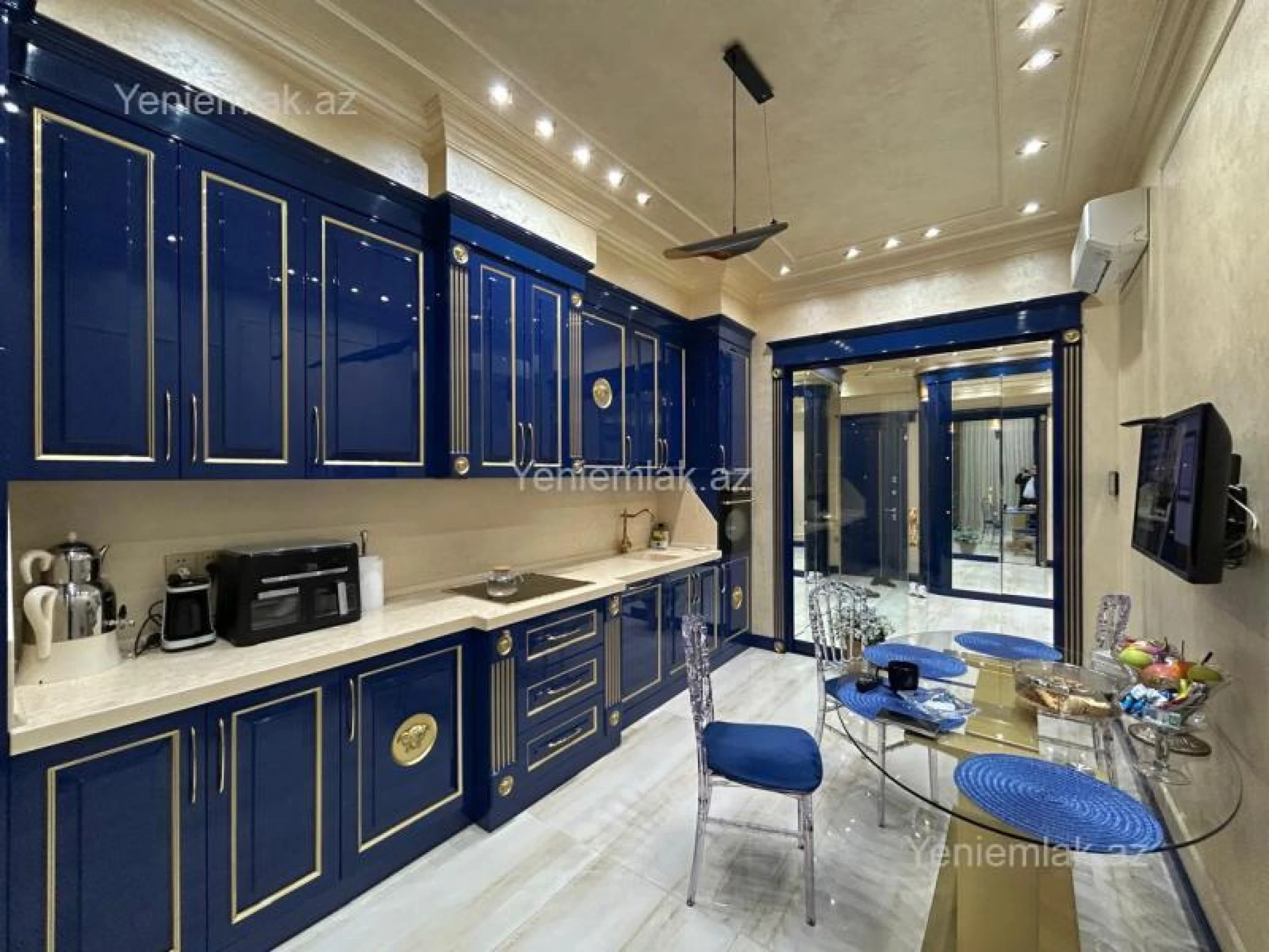 Satılır 3 otaqlı yeni tikili 120 m²