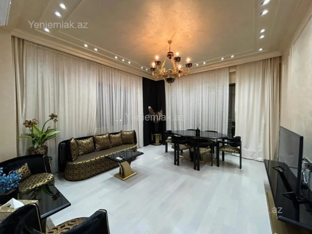 Satılır 3 otaqlı yeni tikili 120 m²