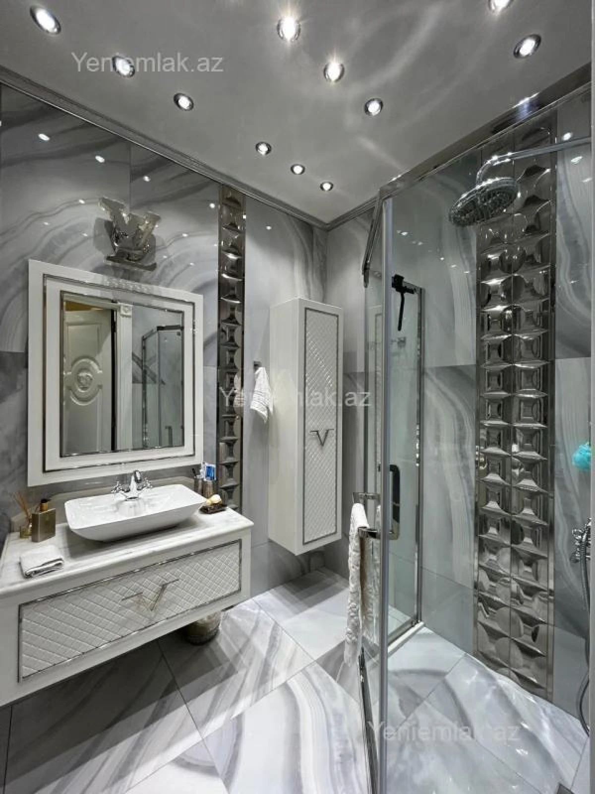 Satılır 3 otaqlı yeni tikili 120 m²