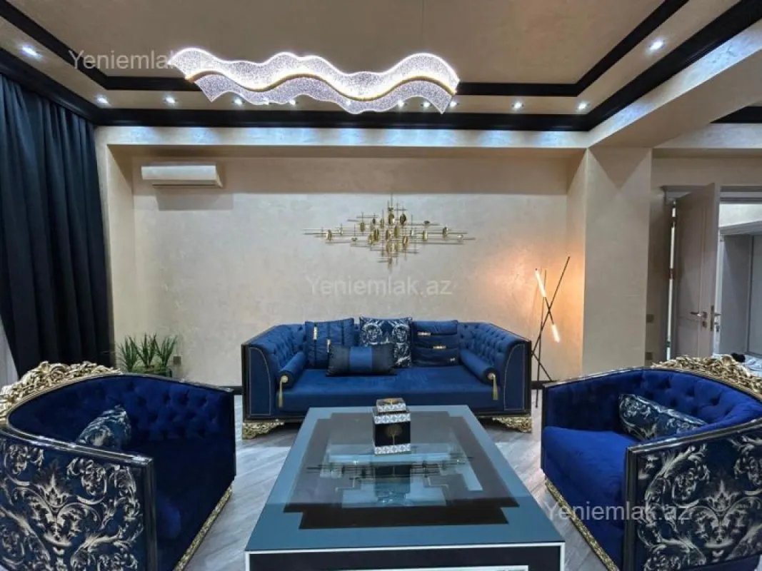 Satılır 3 otaqlı yeni tikili 140 m²