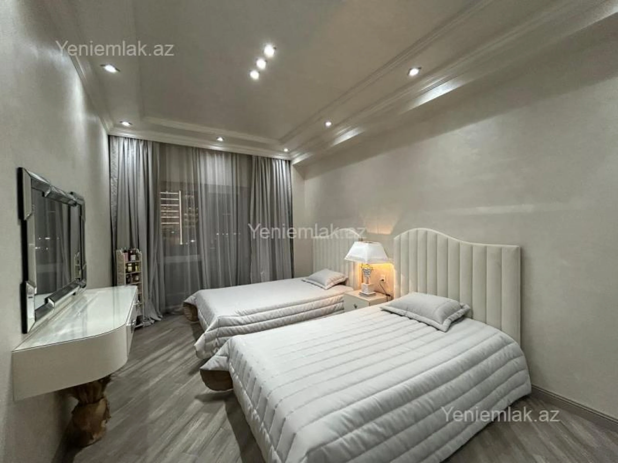 Satılır 3 otaqlı yeni tikili 140 m²