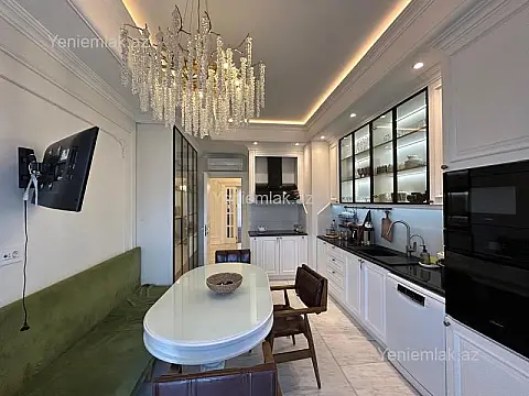 Satılır 3 otaqlı yeni tikili 141 m²