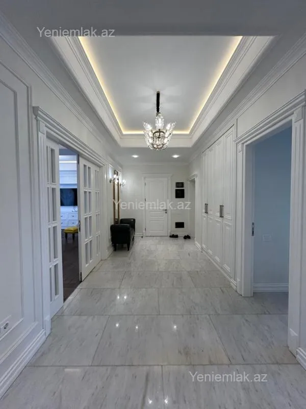 Satılır 3 otaqlı yeni tikili 141 m²