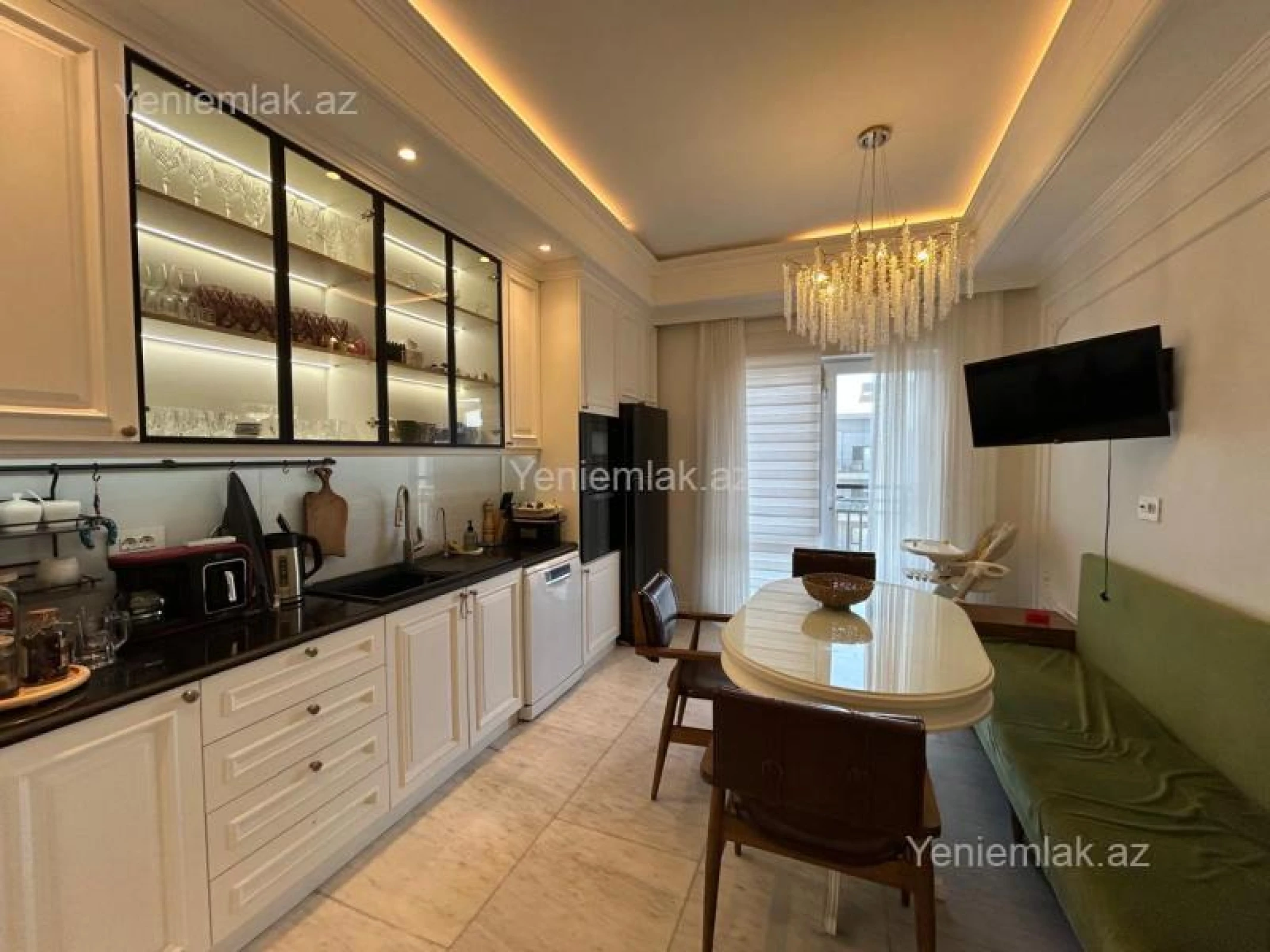Satılır 3 otaqlı yeni tikili 141 m²