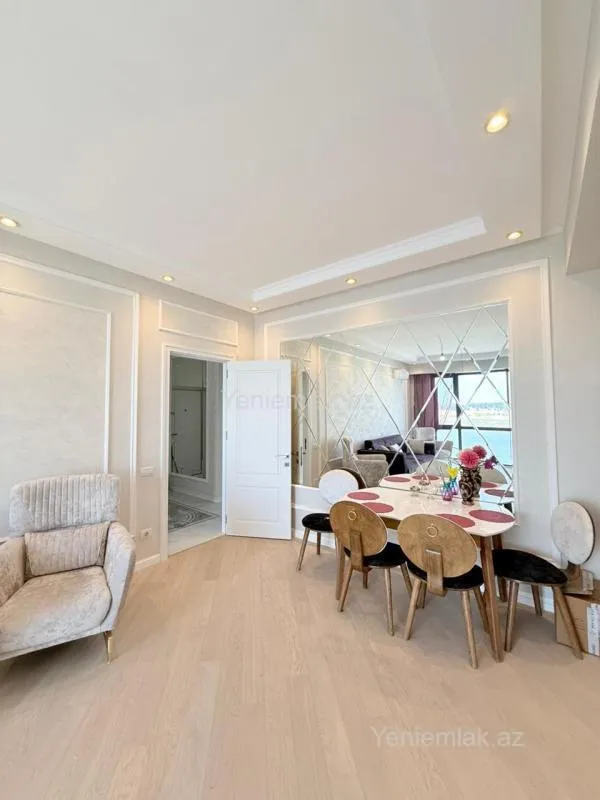 Satılır 3 otaqlı yeni tikili 96 m²