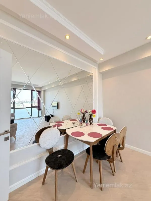 Satılır 3 otaqlı yeni tikili 96 m²